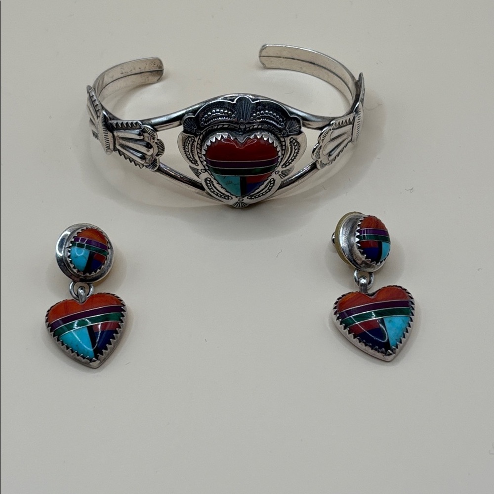 Sterling Silver Southwestern Quoc Turquoise Stones Heart Bracelet Earring Set